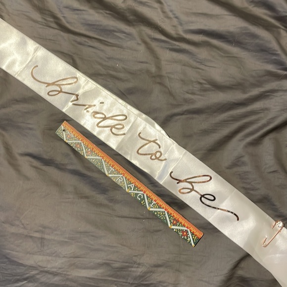 Bride Bachelorette Party Bundle: Veil, Sash, Cup and Rings - Picture 3 of 6